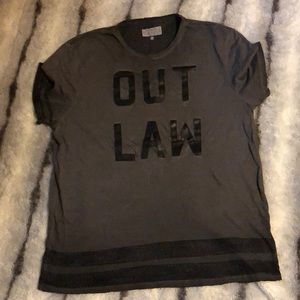 Men’s Guess shirt